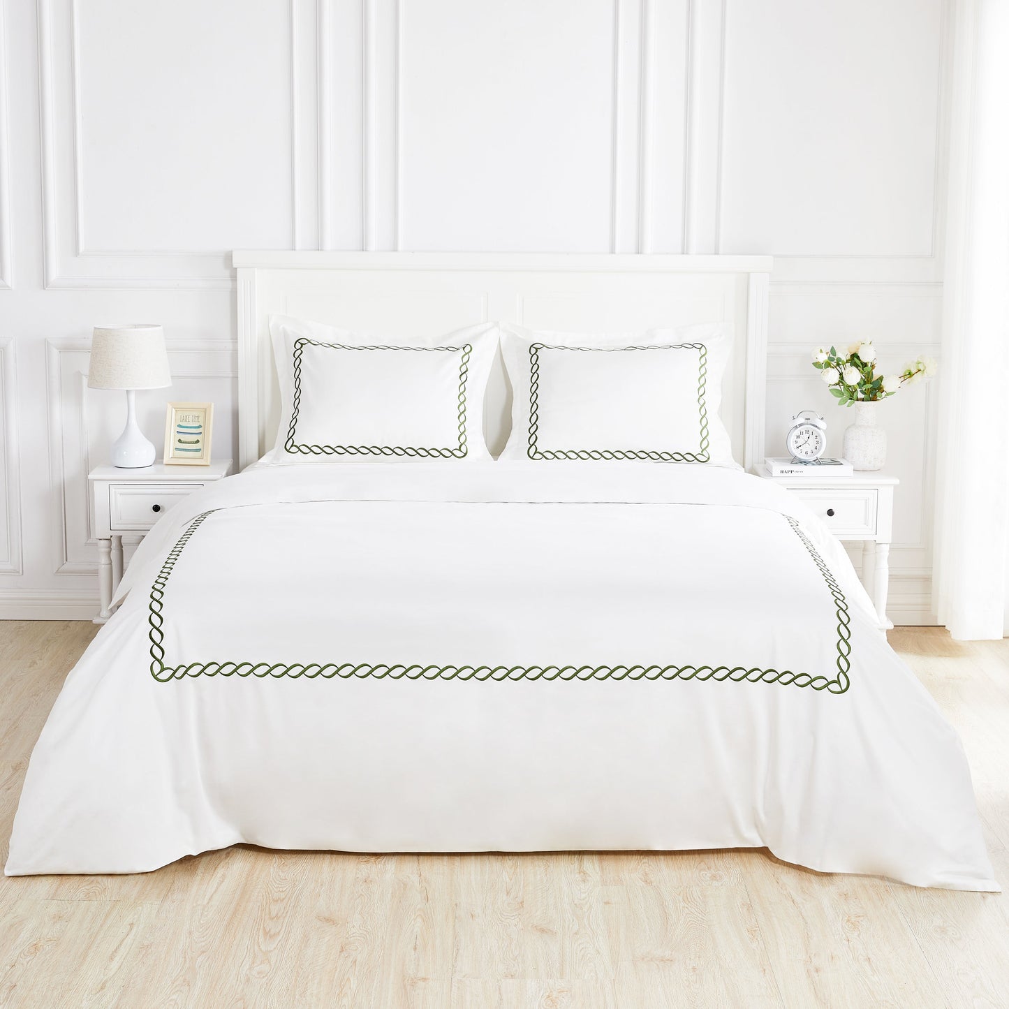 600 Thread Count Rope Embroidered Duvet Set