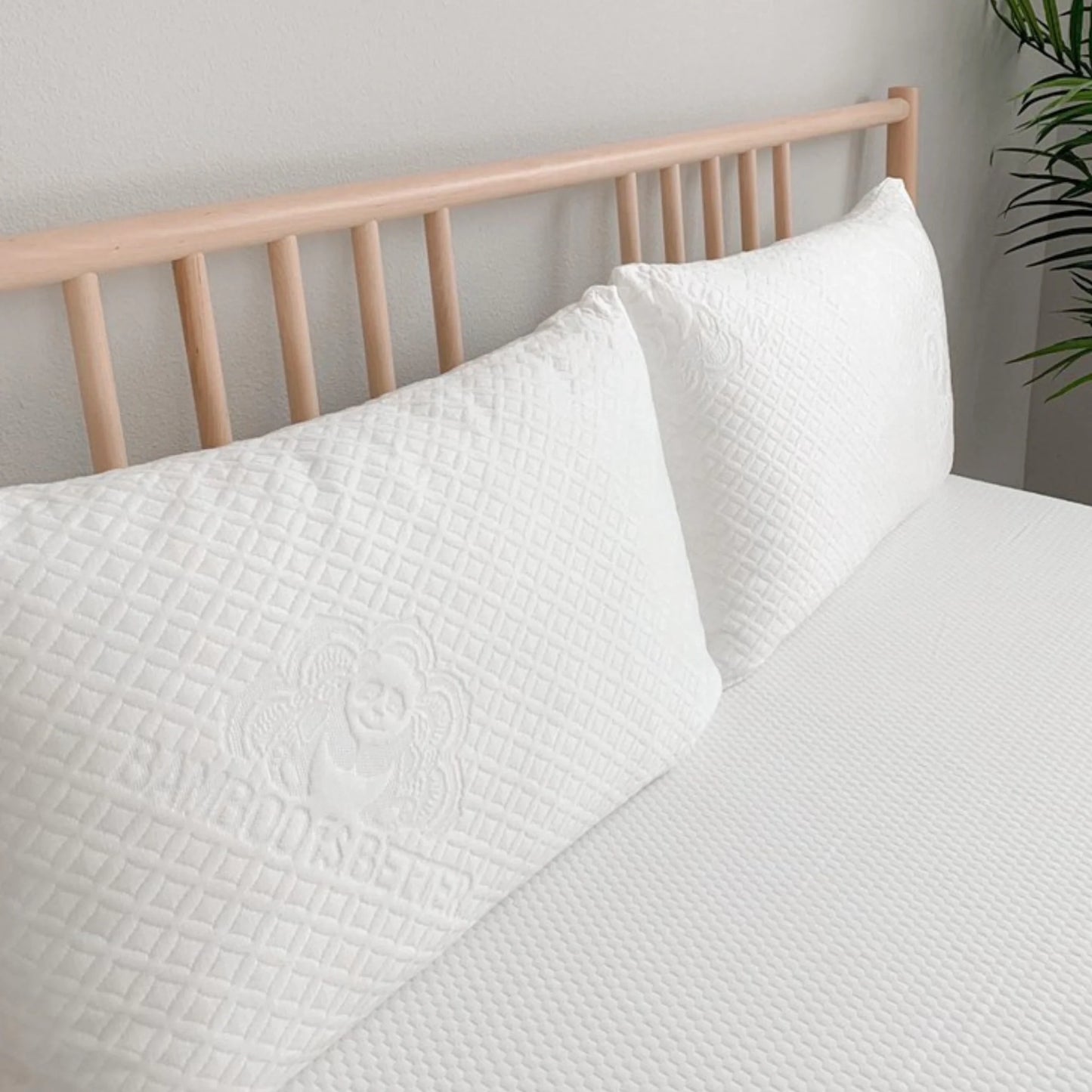 Bamboo Pillow Cover – Cooling, Hypoallergenic & Washable