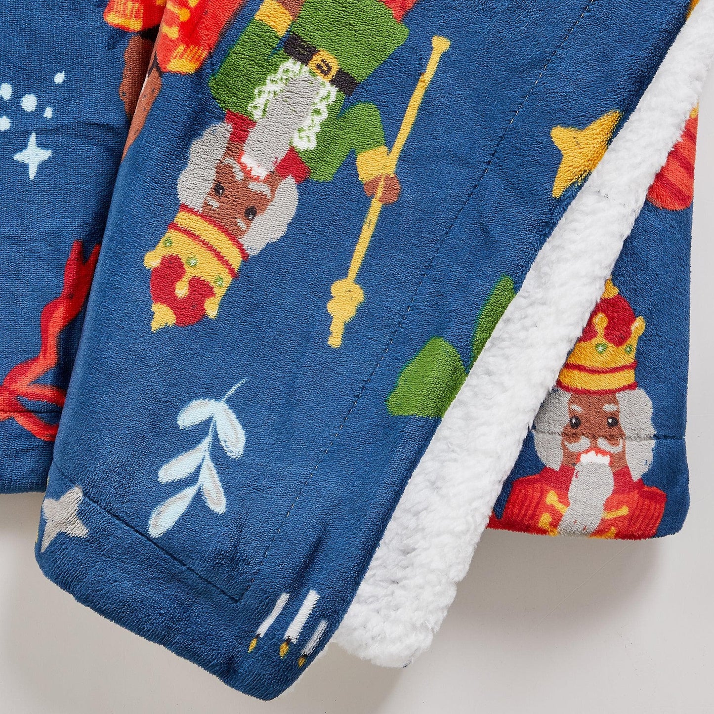 Holiday Sherpa Throw - Esmay Collection